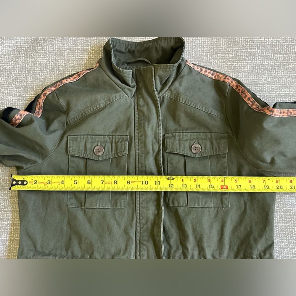 Peyton Jensen Women’s Green Jacket size medium - Picture 11 of 13